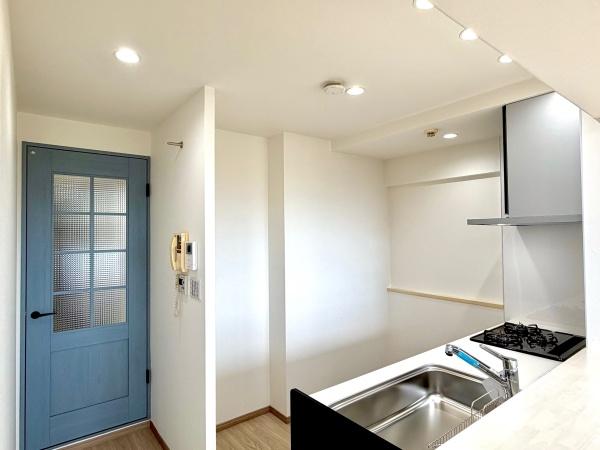 ●全面改装済●朝日プラザ伏見桂川１１階部分