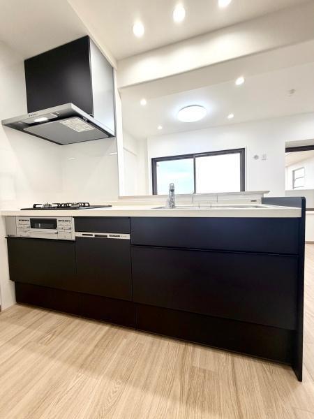 ●全面改装済●朝日プラザ伏見桂川１１階部分