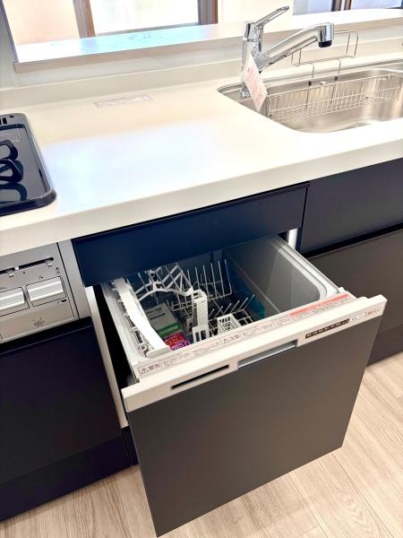 ●全面改装済●朝日プラザ伏見桂川１１階部分