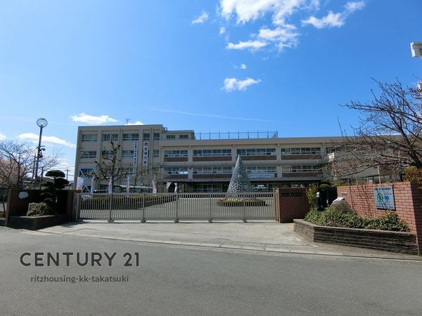 氷室町1丁目　長期優良住宅　耐震等級3(高槻市立第二中学校)