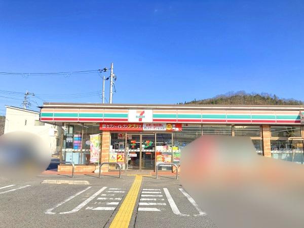 南丹市園部町内林町４号の中古一戸建て(セブンイレブン園部内林町店)