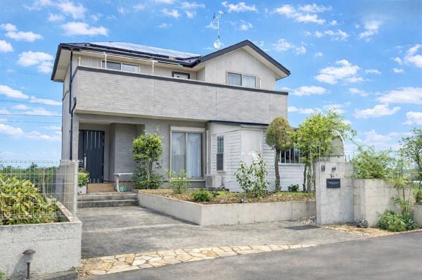 幸手市千塚/中古一戸建/太陽光発電設備付/オール電化
