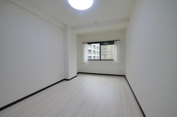 湯島イガラシマンション(洋室)