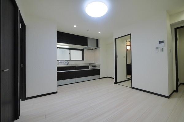 湯島イガラシマンション(リビング)