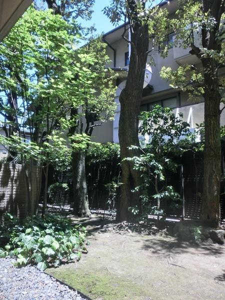 パークコート市谷加賀町二丁目