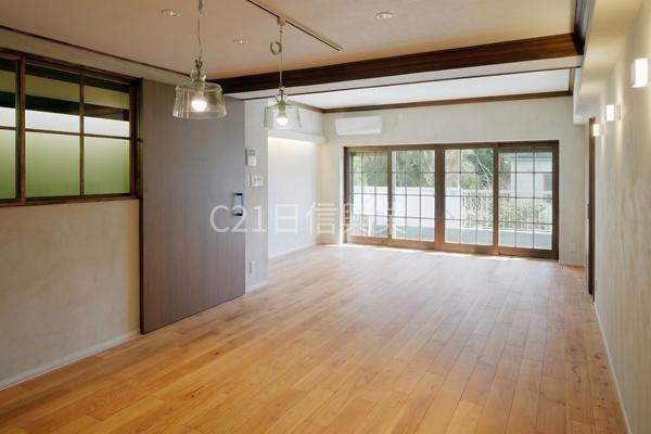 クレセントマンション