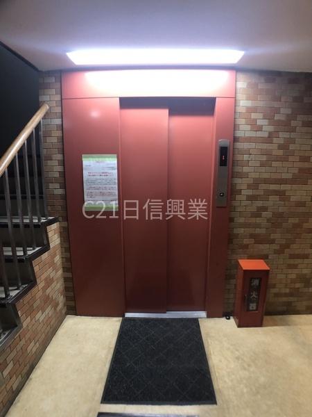 ウエストサイド新宿御苑