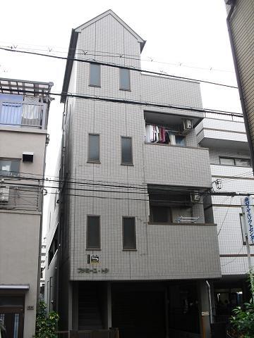 ファミーユトシ