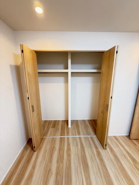 ライオンズマンション鴻池新田(収納)