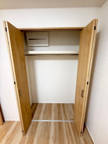 ライオンズマンション鴻池新田(収納)