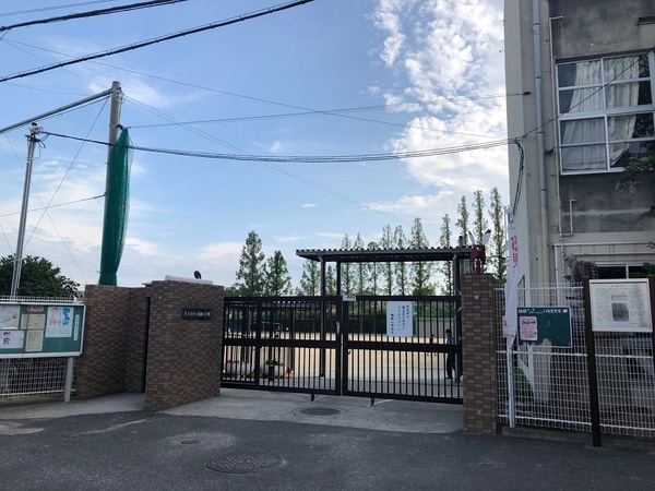 東大阪市稲田本町2丁目の土地(楠根小学校)
