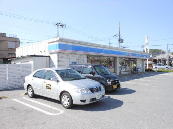 デュオヒルズ彦根(ローソン外町店)