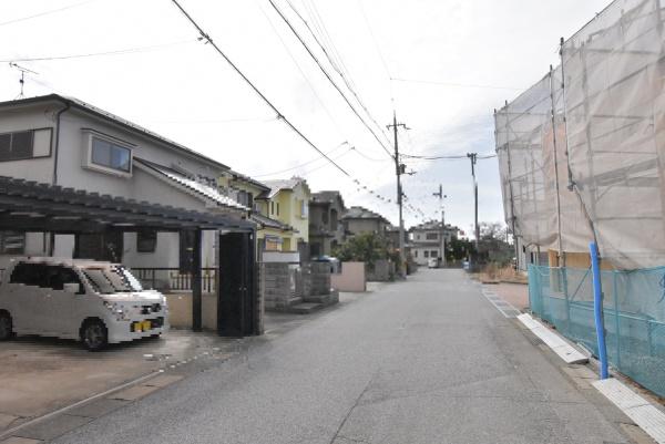 彦根市長曽根南町の中古一戸建て