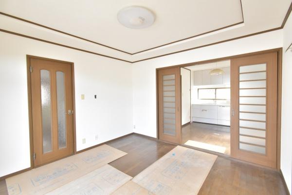 彦根市長曽根南町の中古一戸建て