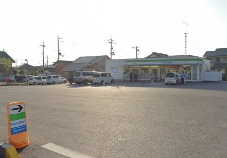 彦根市原町の中古一戸建て(ファミリーマート彦根原町店)