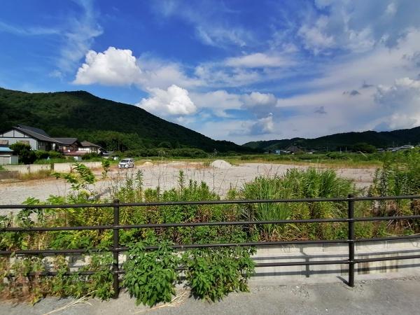 米原市柏原の土地
