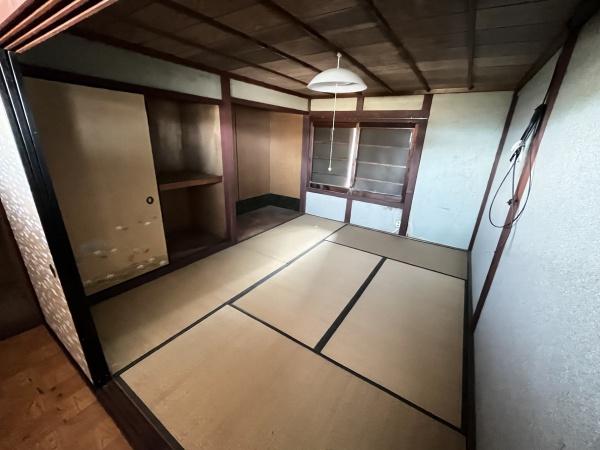 彦根市柳川町の中古一戸建て