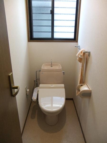 彦根市西今町の中古一戸建て