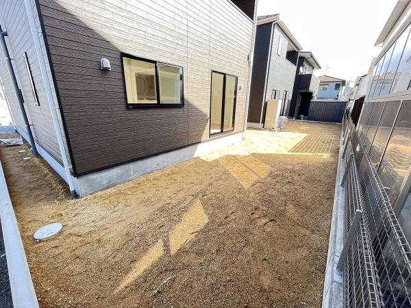 彦根市彦富町　1号棟