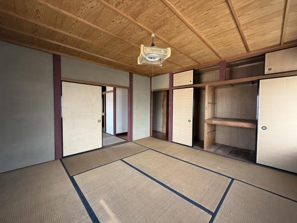 彦根市原町の中古一戸建て
