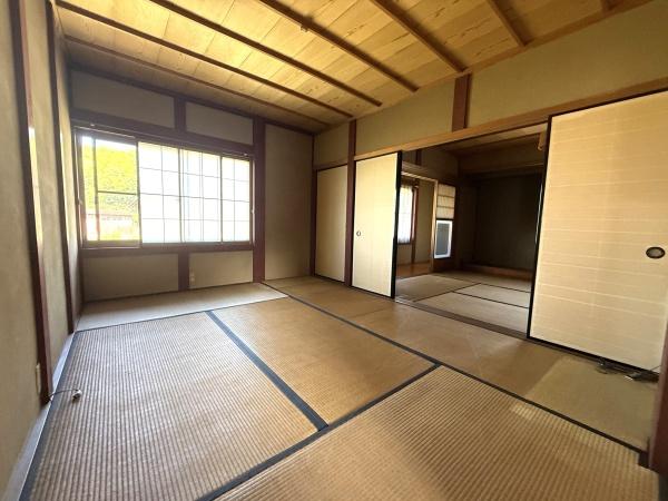 彦根市原町の中古一戸建て
