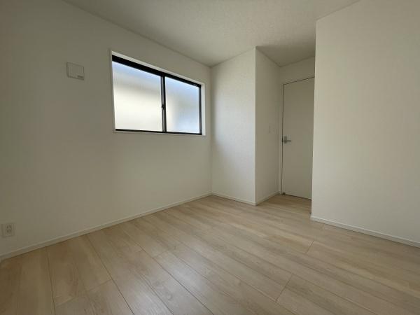 彦根市東沼波第５　3号棟