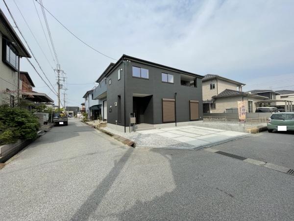 彦根市東沼波町　7期1棟