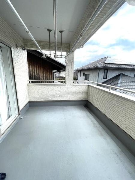 彦根市長曽根南町の中古一戸建て