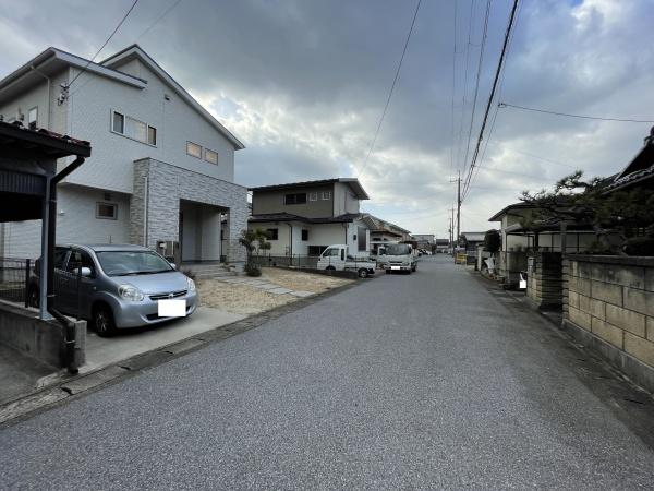 彦根市長曽根南町の中古一戸建て