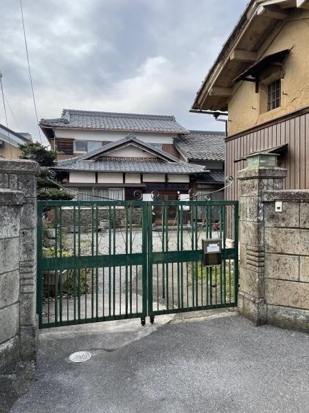 彦根市芹川町　中古戸建