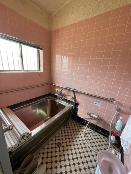 愛知郡愛荘町山川原の中古一戸建て