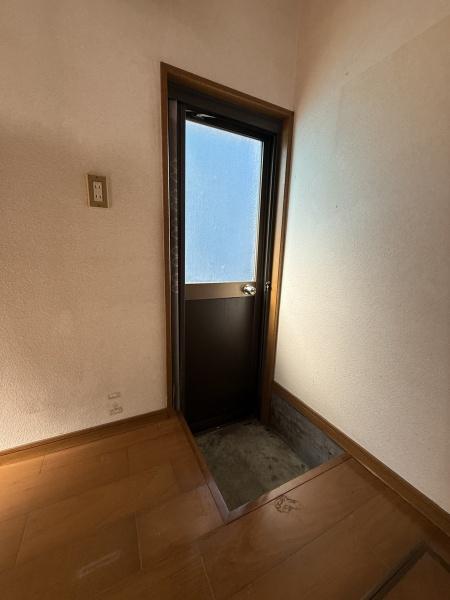 彦根市中藪町の中古一戸建て