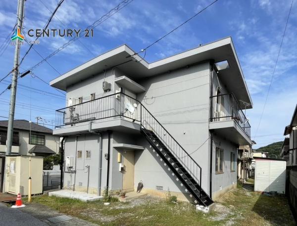 彦根市平田町　アパート