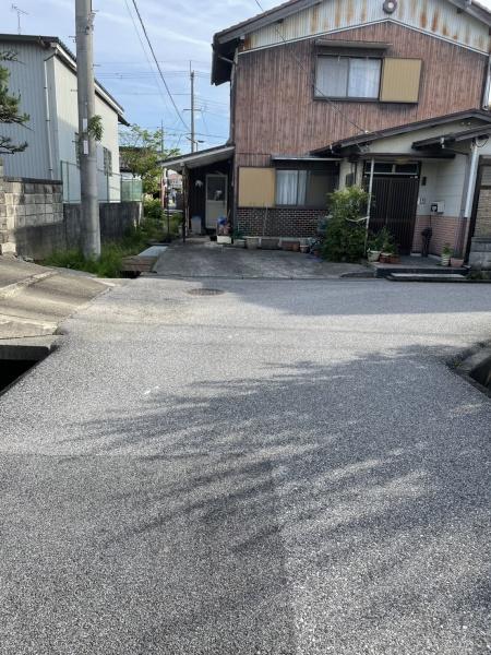 彦根市平田町　アパート