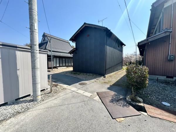 彦根市開出今町の中古一戸建て