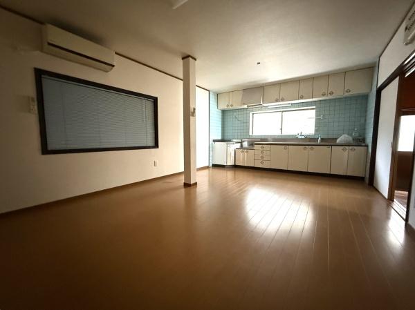 彦根市里根町　中古戸建