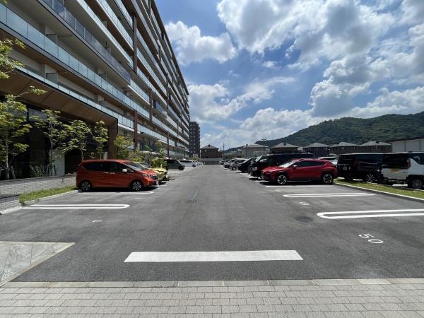 デュオヒルズ能登川駅前