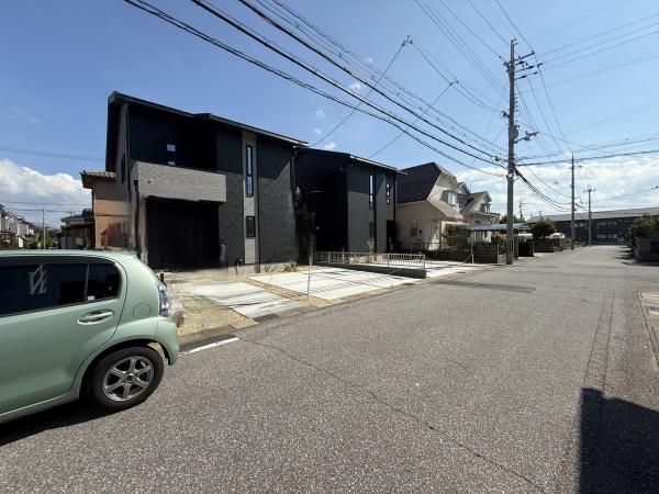彦根市中薮町　タマタウン1号棟