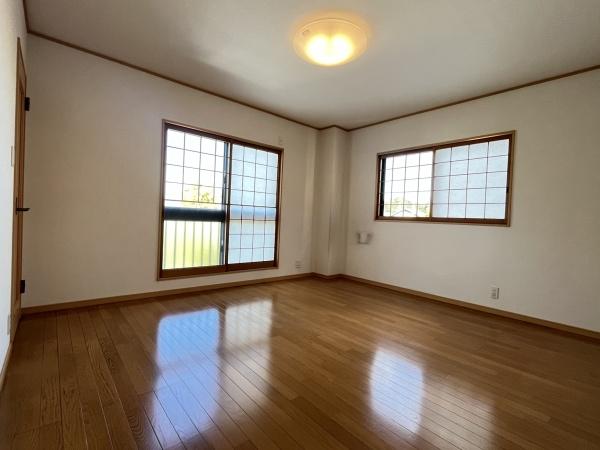 米原市下多良の中古一戸建て