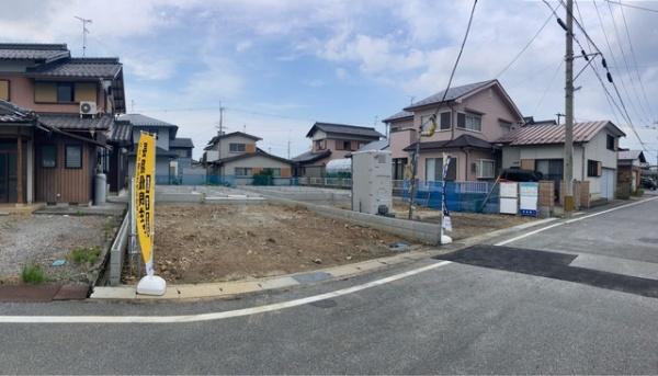 犬上郡豊郷町安食南御池　１号棟