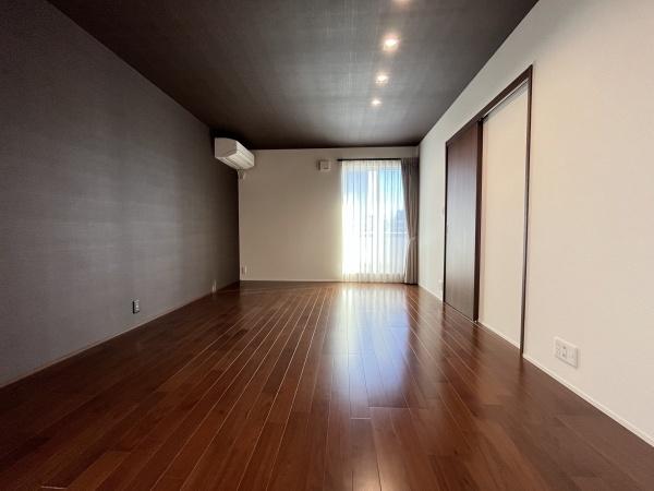 長浜市宮司町の中古一戸建て(寝室)