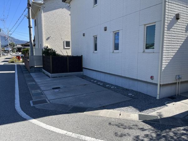 長浜市宮司町の中古一戸建て(駐車場)