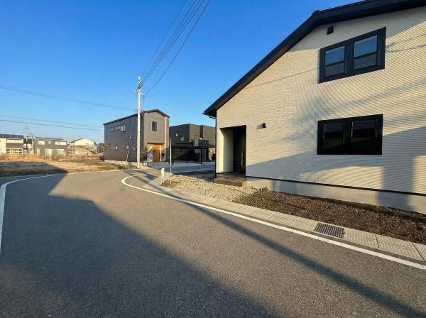 彦根市八坂町