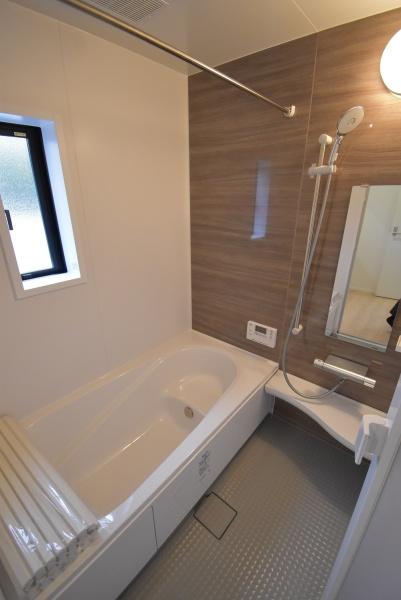 彦根市東沼波町第６　1号棟