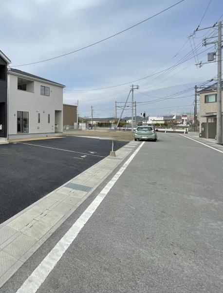 彦根市東沼波町第６　1号棟