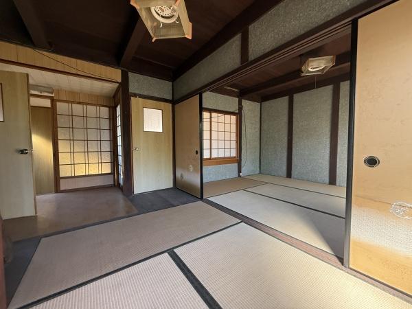 彦根市八坂町の中古一戸建て