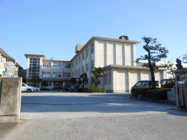 彦根市野瀬町２期　１号棟(彦根市立城南小学校)