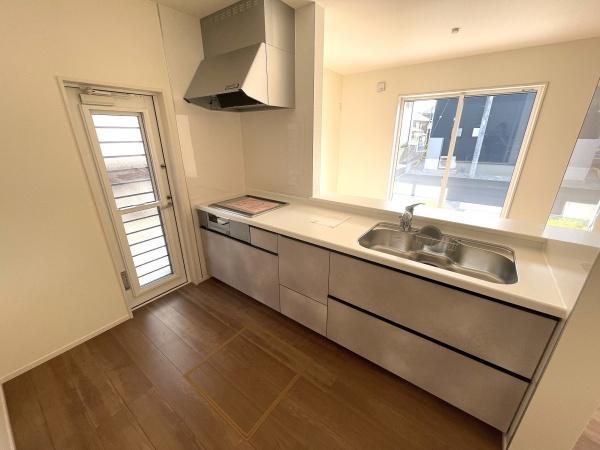 彦根市野瀬町２期　１号棟