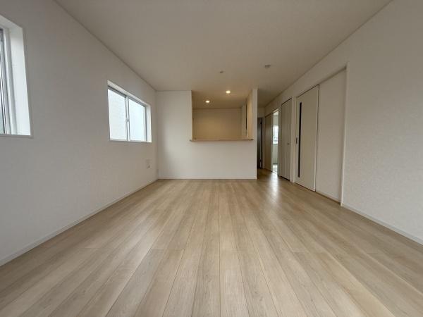 彦根市彦富町第３　２号棟