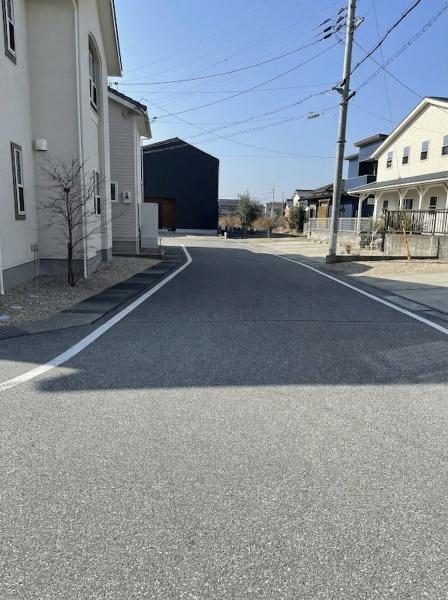 彦根市八坂町の中古一戸建て